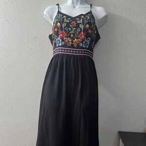 Cupshe Black Maxi Dress with Colorful Floral Embroidery